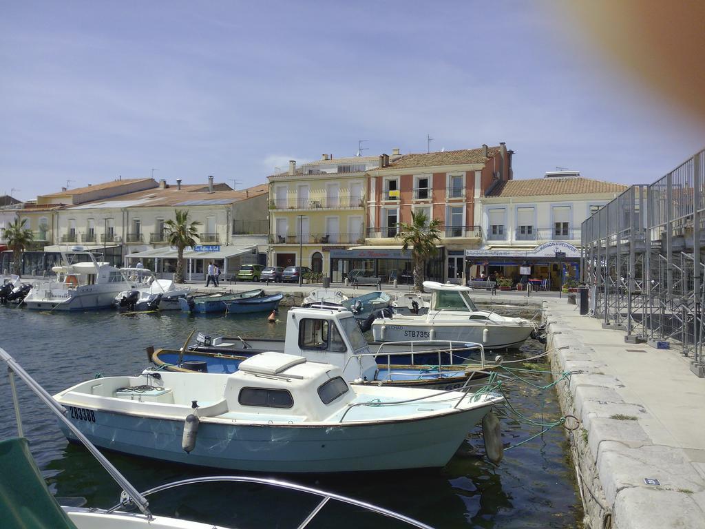 Chambres D'Hotes La Maison Sur Le Port Mèze Exterior foto